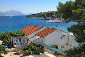 Отель Apartments by the sea Lumbarda, Korcula - 4348  Люмбарда